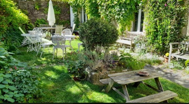Abrigermaine Bed & Breakfast Arromanches-les-Bains Exterior photo